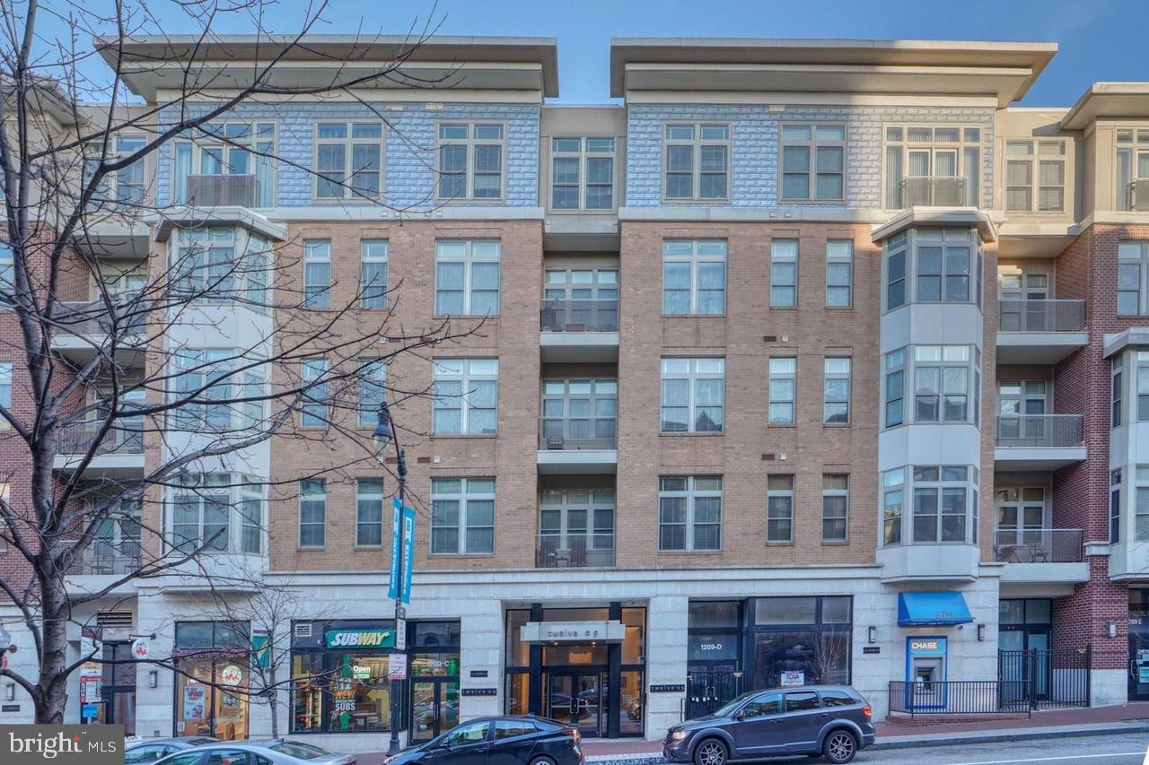 1209 CHARLES STREET 309