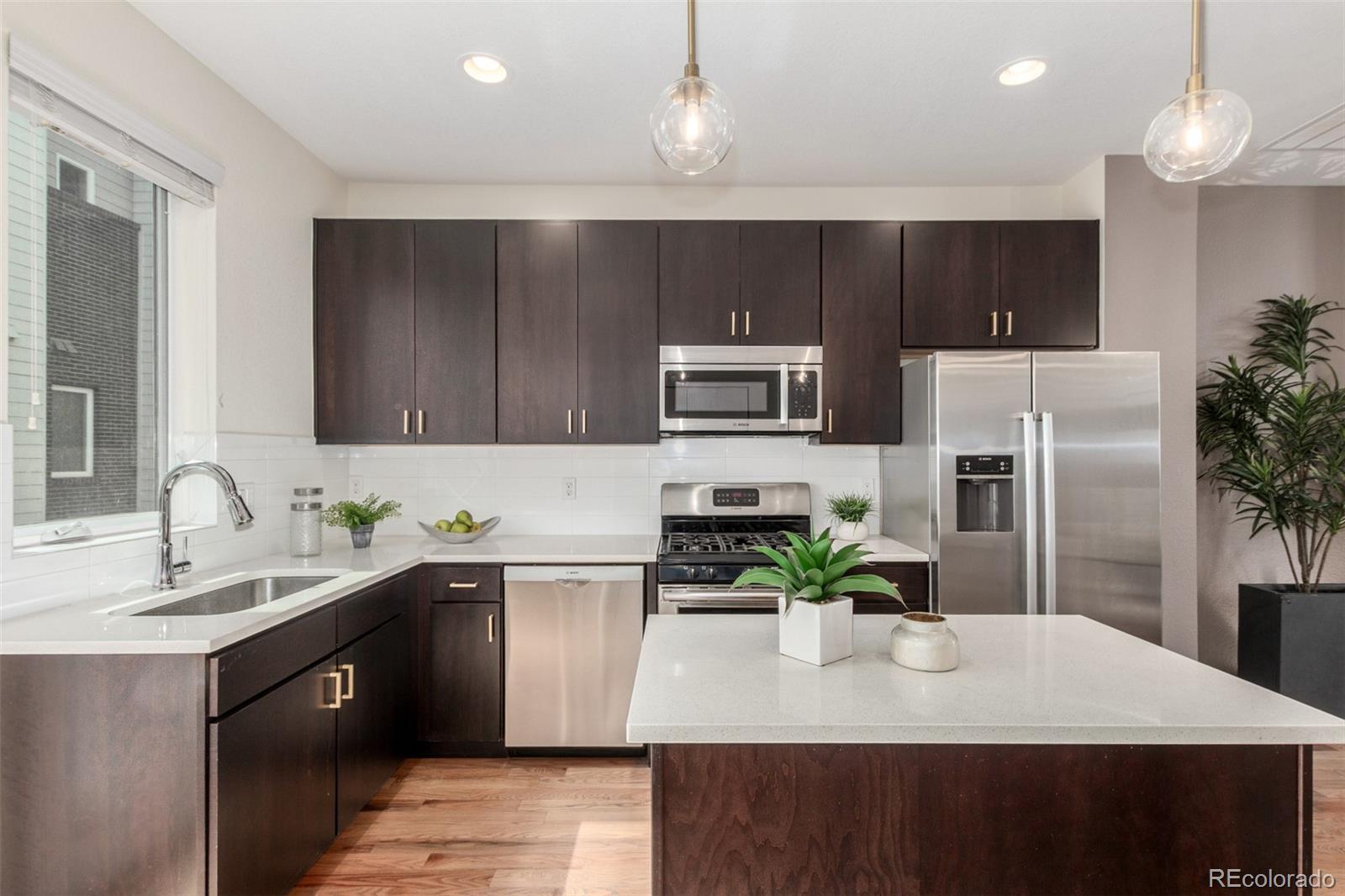 3425 Larimer Street Unit: 105