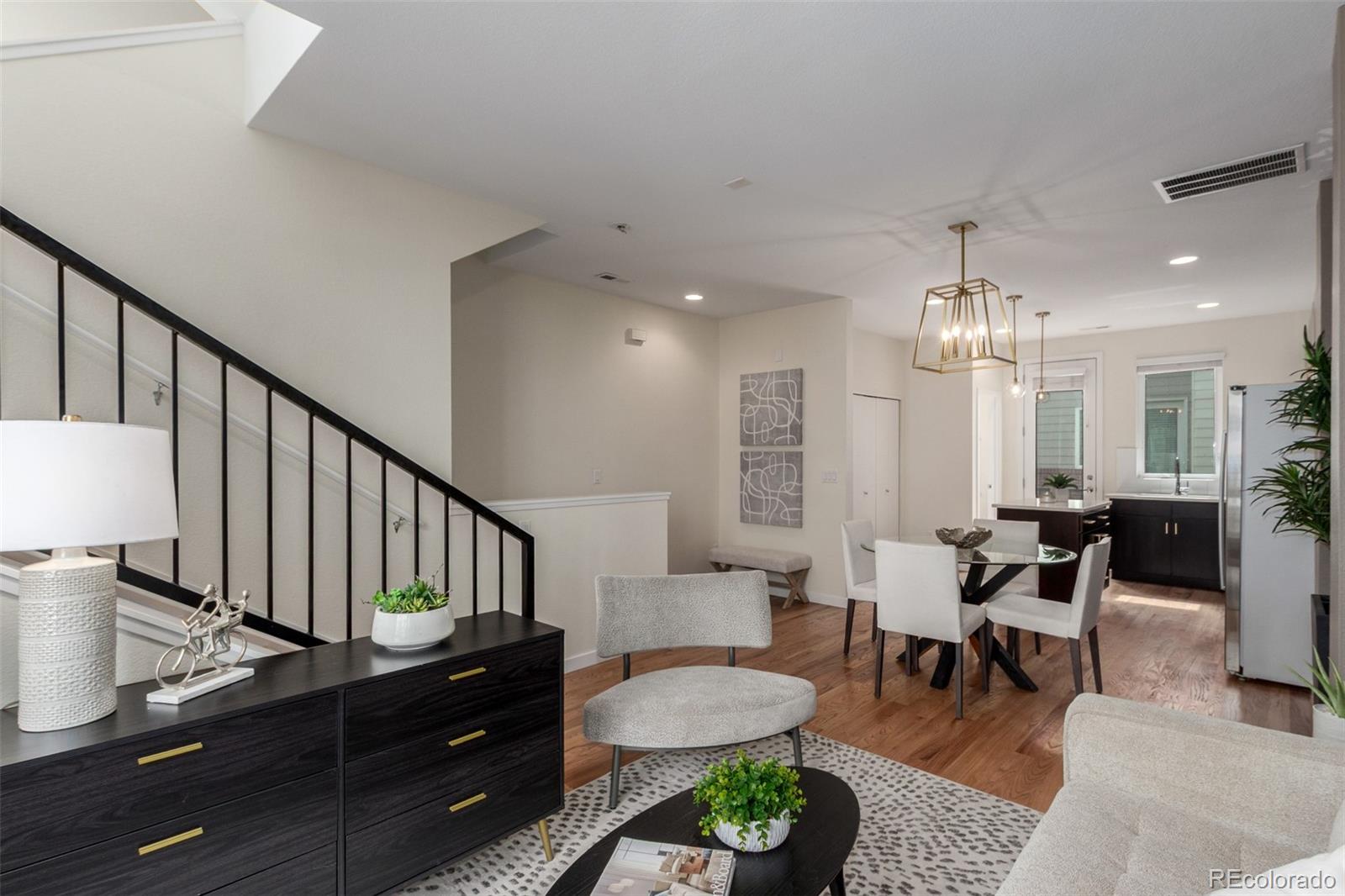 3425 Larimer Street Unit: 105