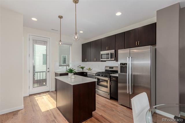 3425 Larimer Street Unit: 105