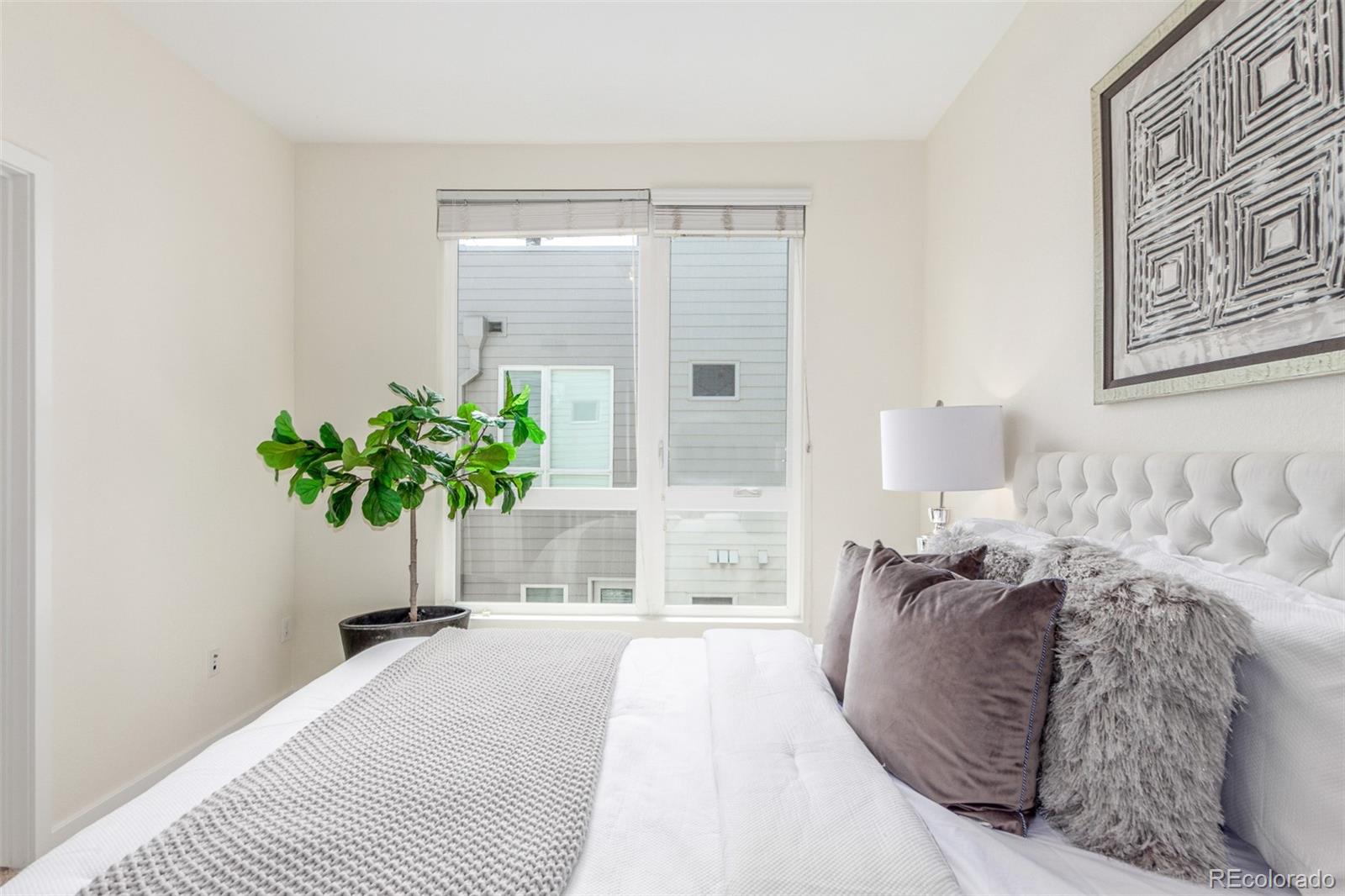 3425 Larimer Street Unit: 105