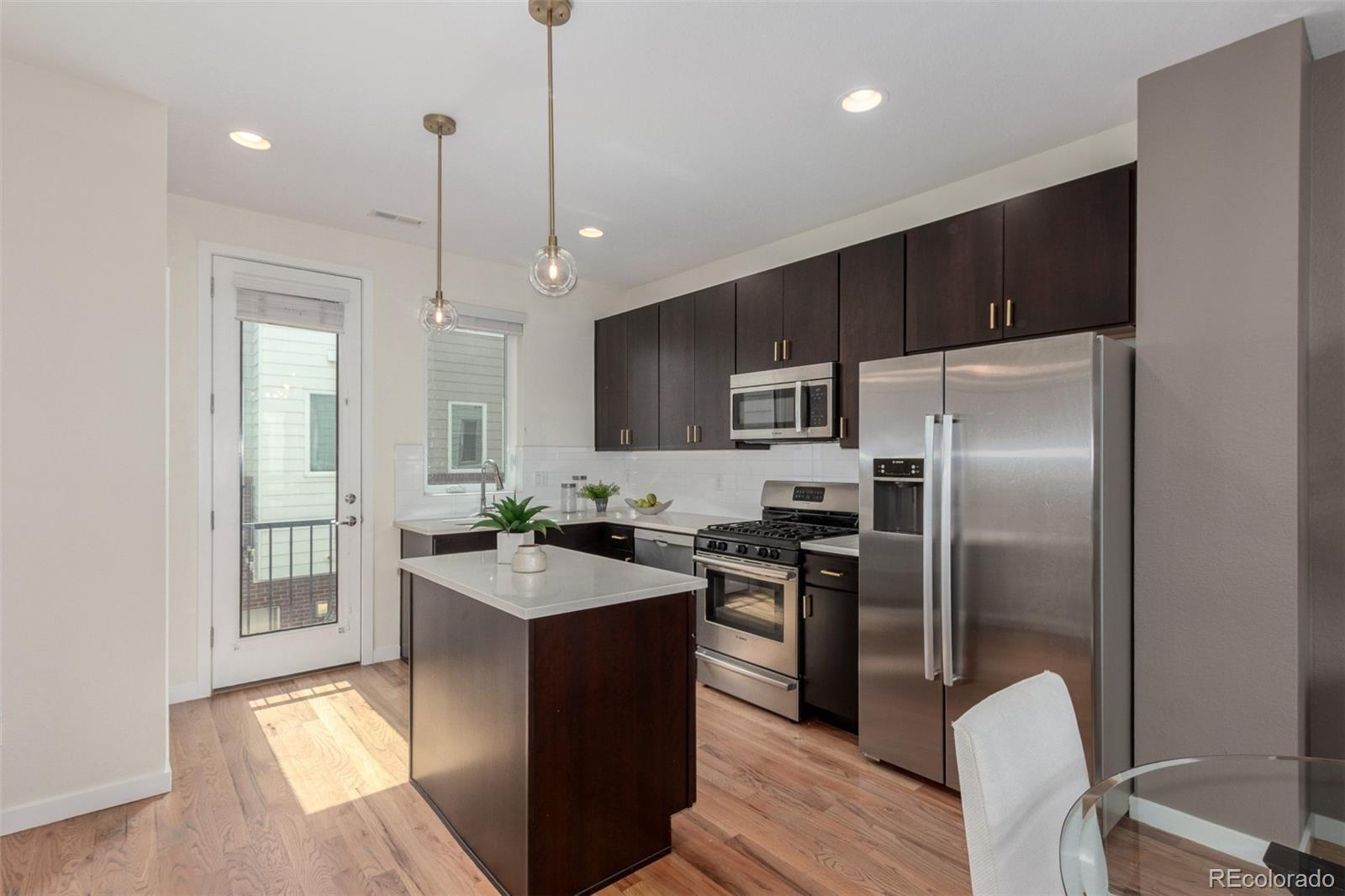 3425 Larimer Street Unit: 105