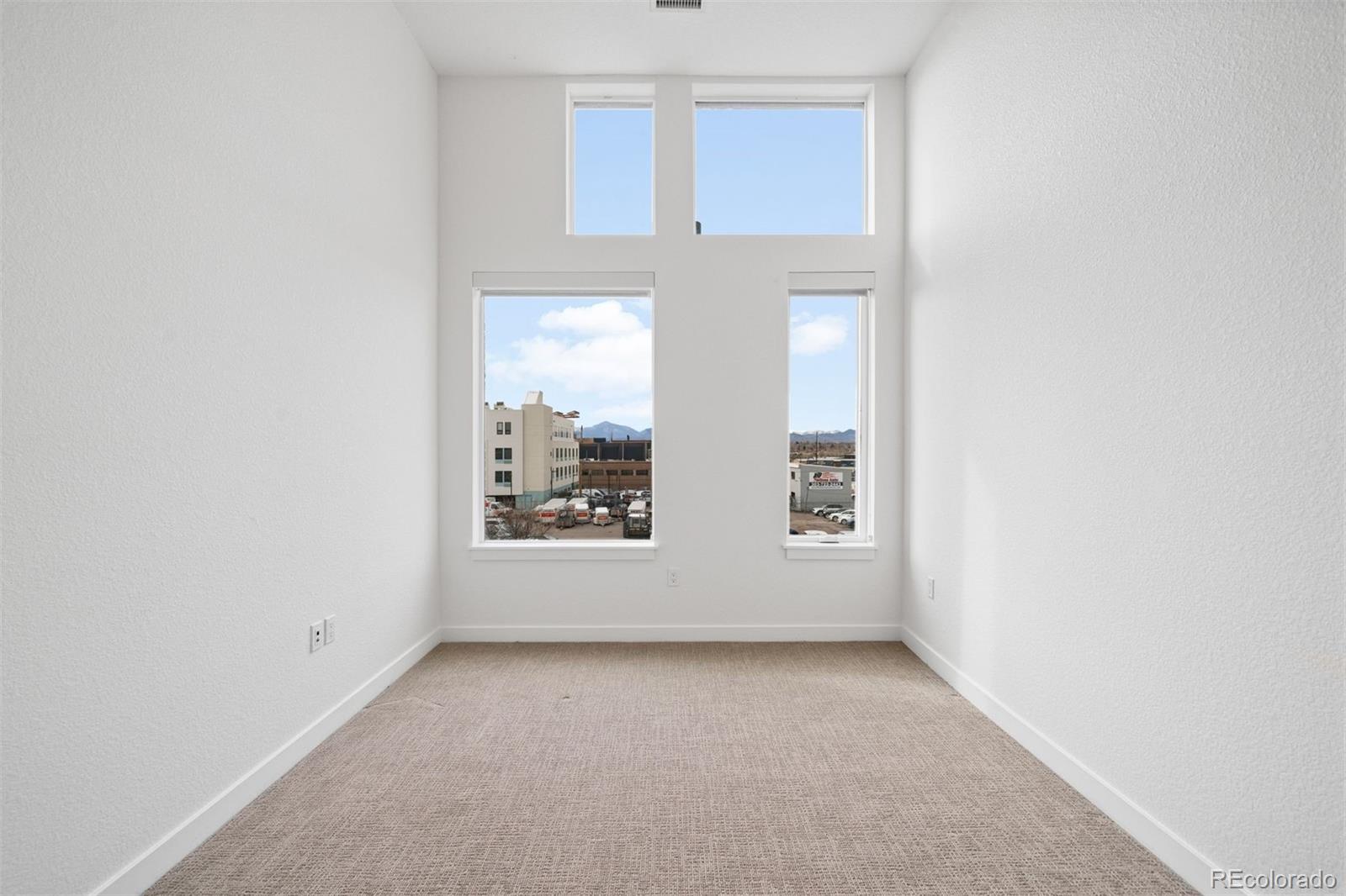 1616 S Broadway Unit: 300