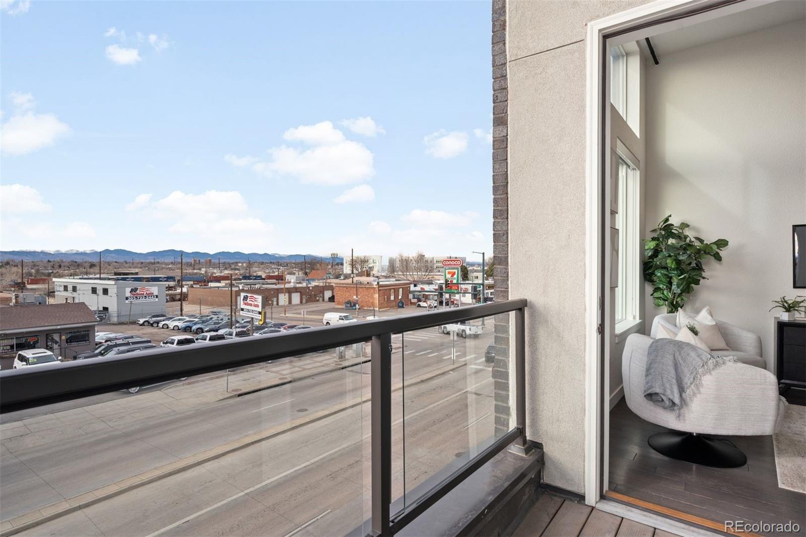 1616 S Broadway Unit: 300