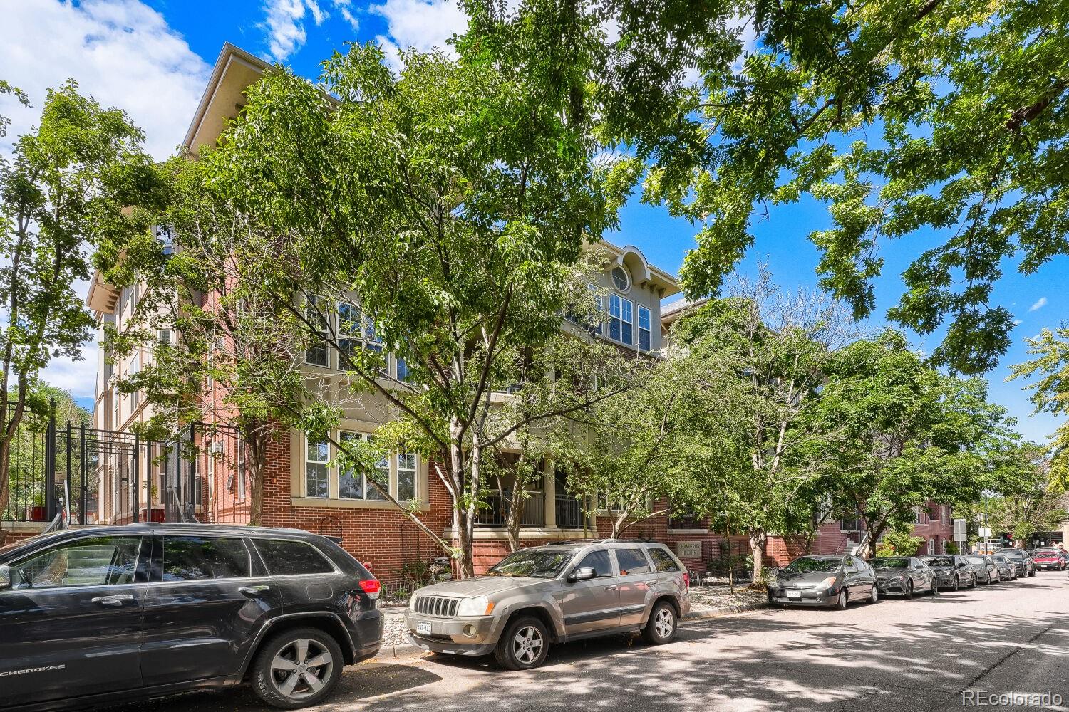 1489 N Steele Street Unit: 114