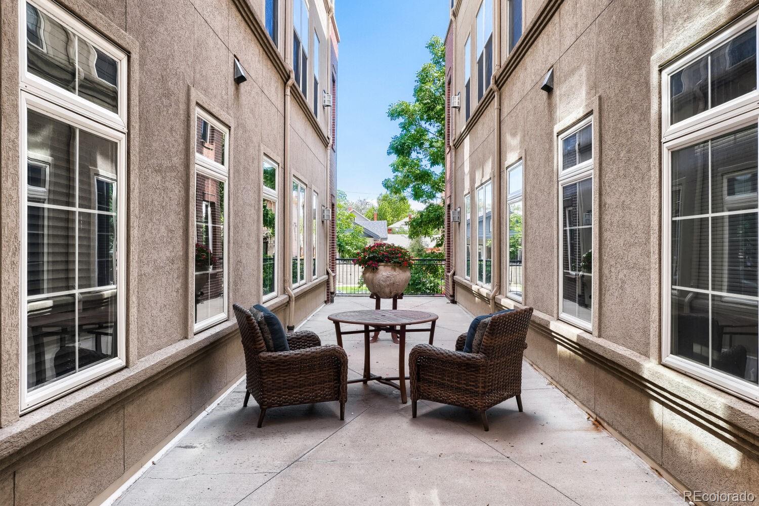 1489 N Steele Street Unit: 114