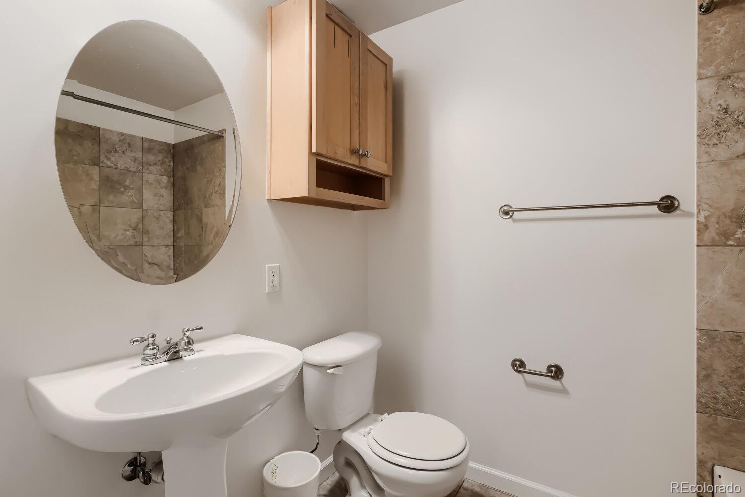 1489 N Steele Street Unit: 114