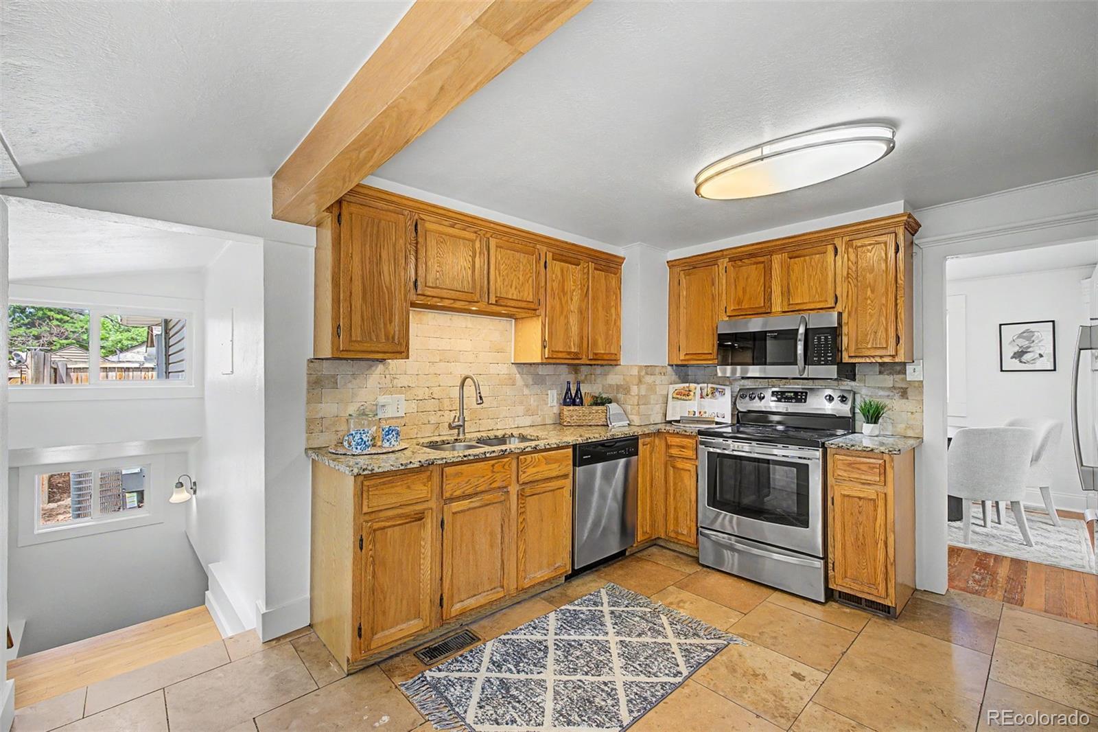 4997 Green Court