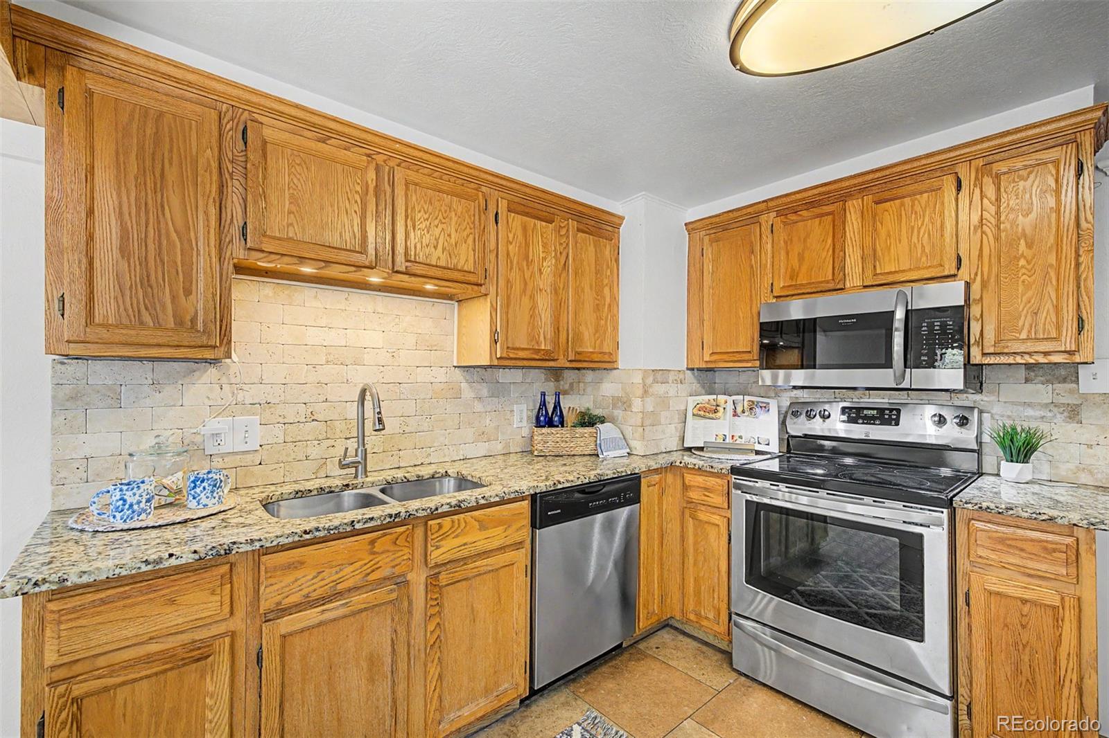 4997 Green Court