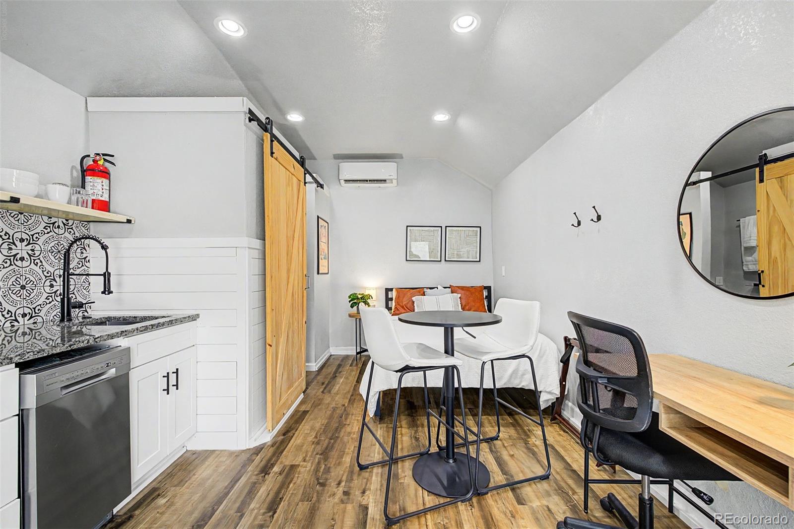 4997 Green Court