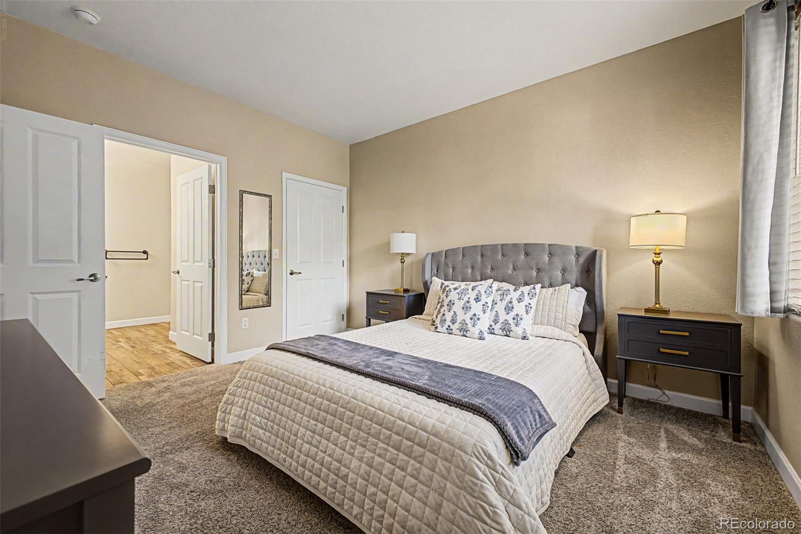 8496 S Hoyt Way Unit: 206
