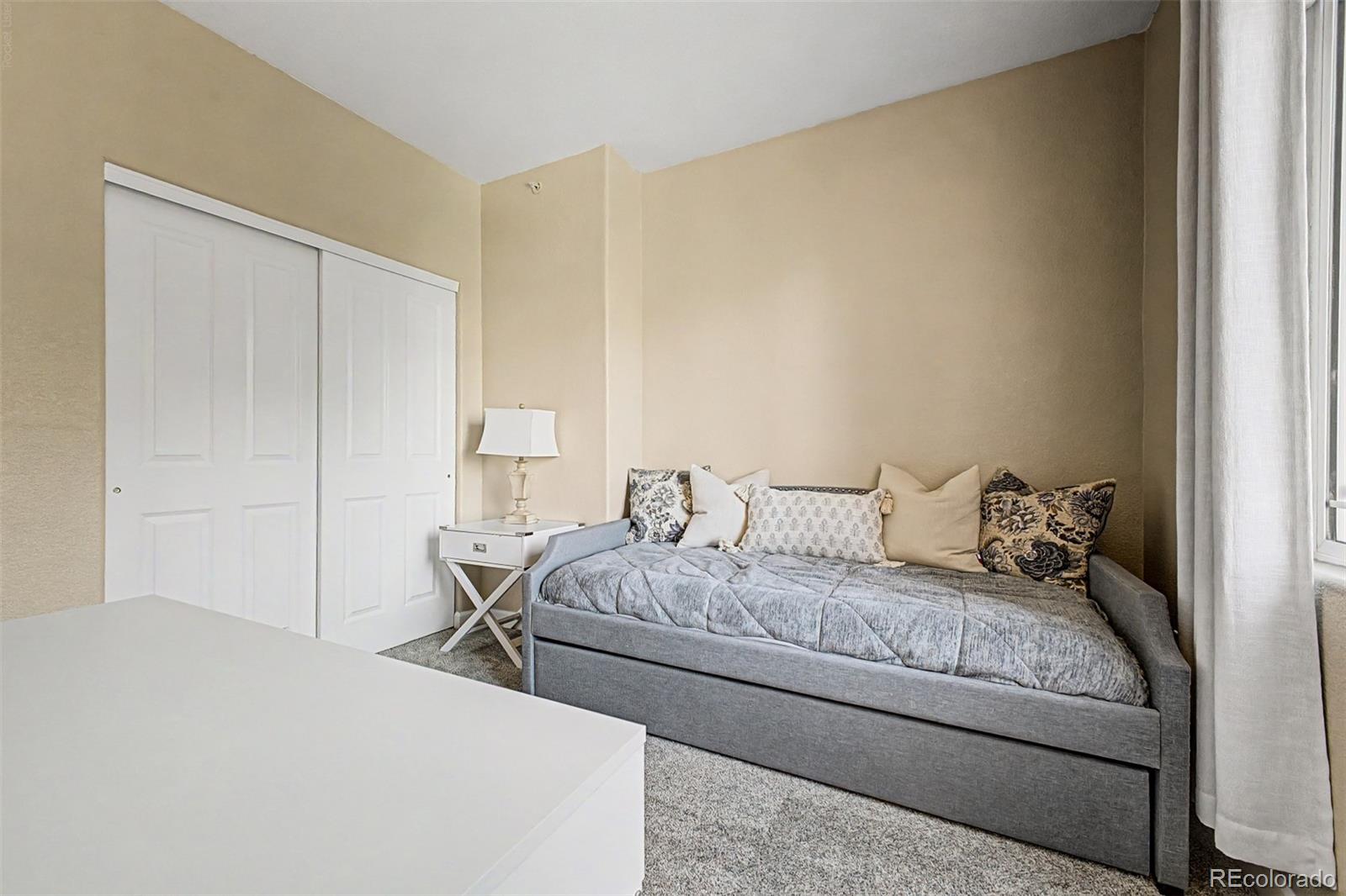 8496 S Hoyt Way Unit: 206