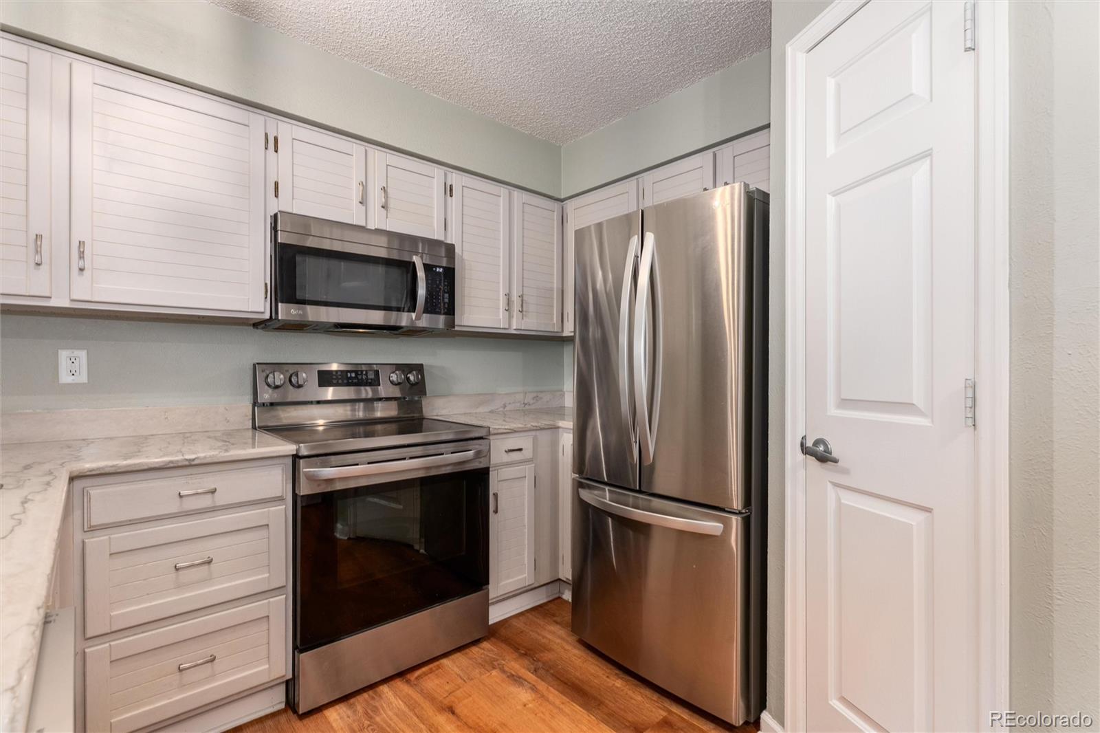 8500 E Jefferson Avenue Unit: 8C