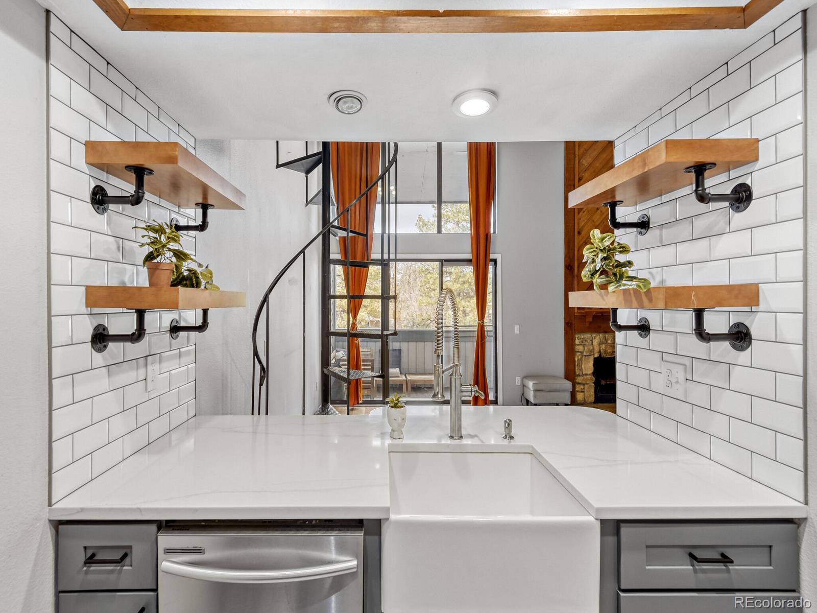 14066 E Stanford Circle Unit: H10