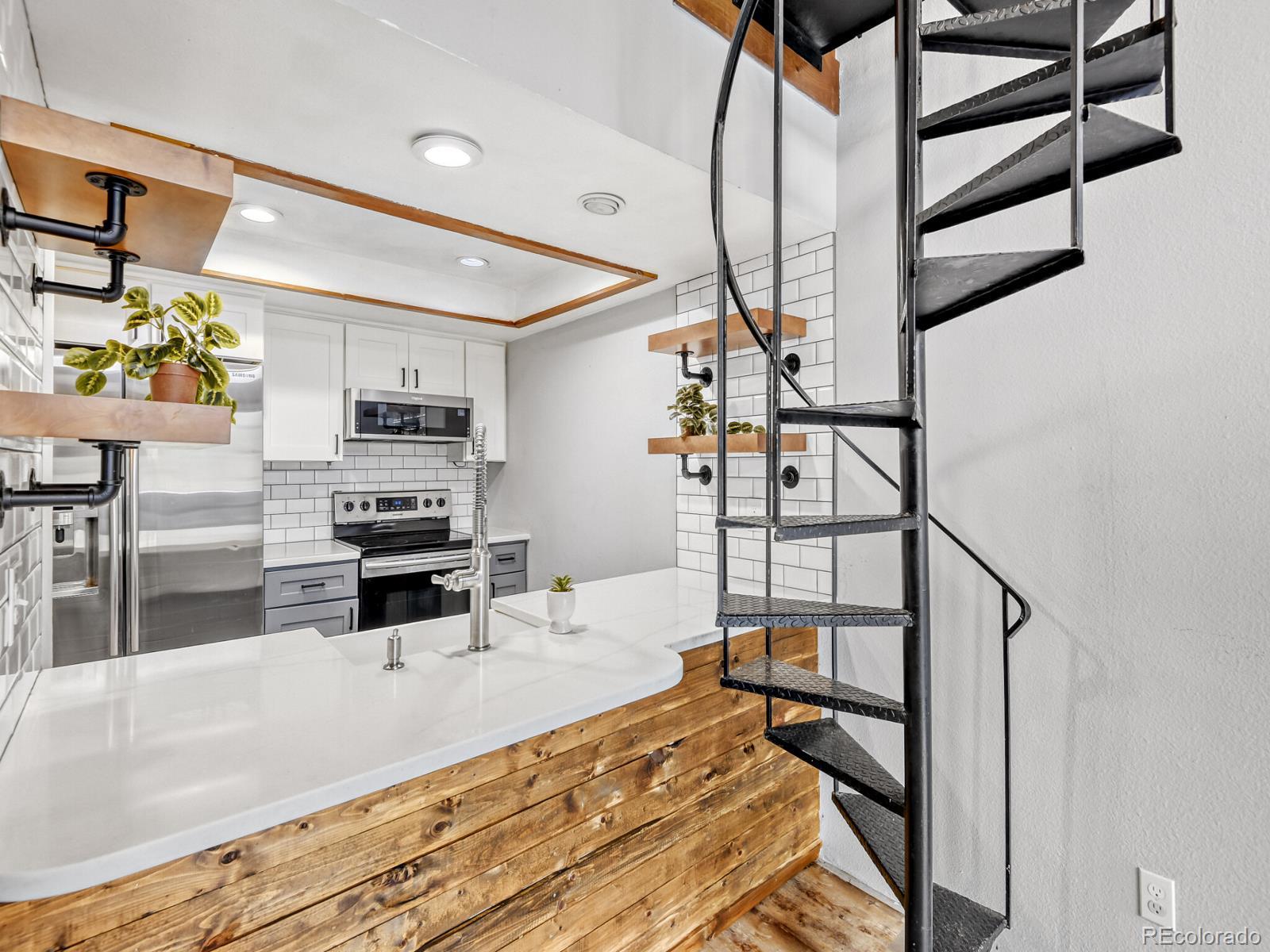 14066 E Stanford Circle Unit: H10