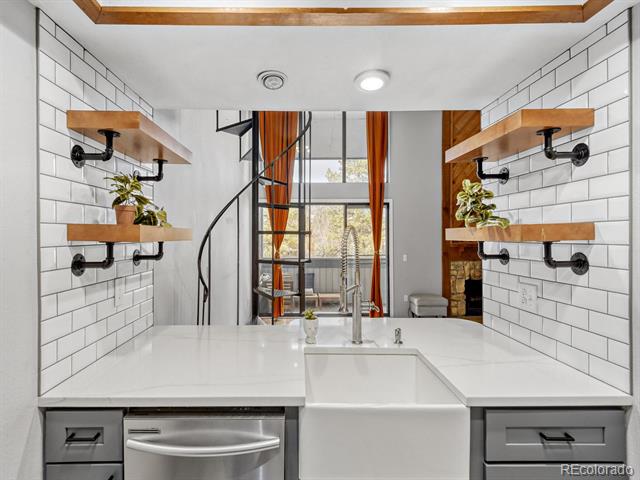 14066 E Stanford Circle Unit: H10