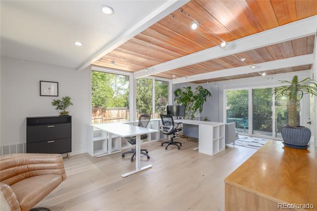 1398 S Fairfax Street