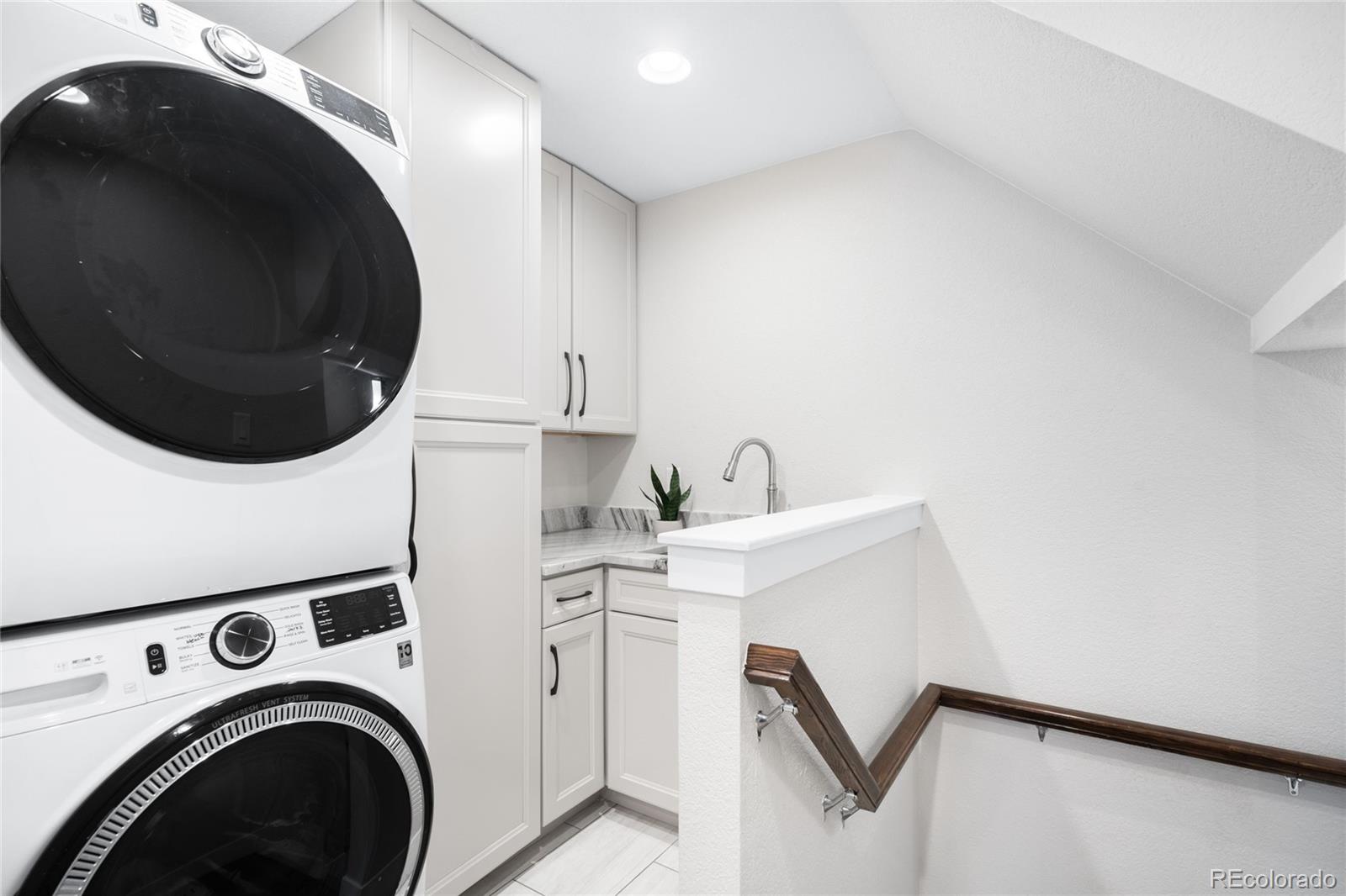 5337 W Iliff Drive Unit: 105