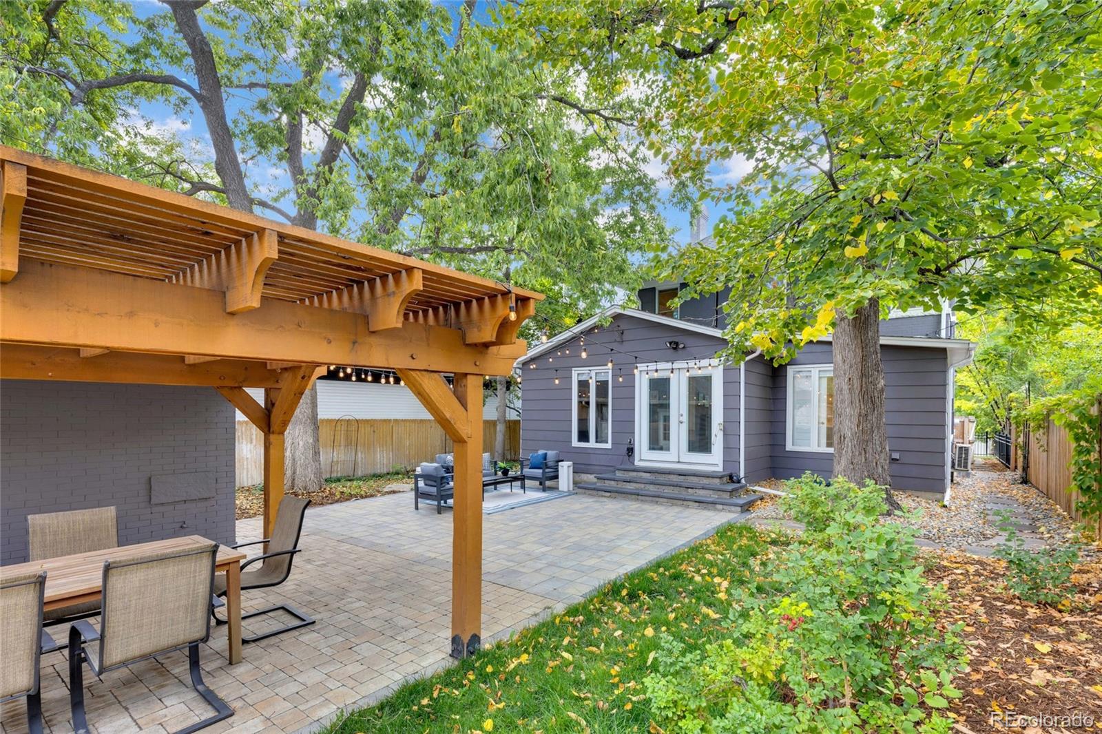 748 N Downing Street