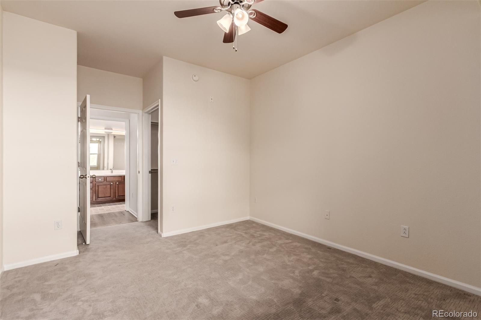 9633 E 5th Avenue Unit: 10304