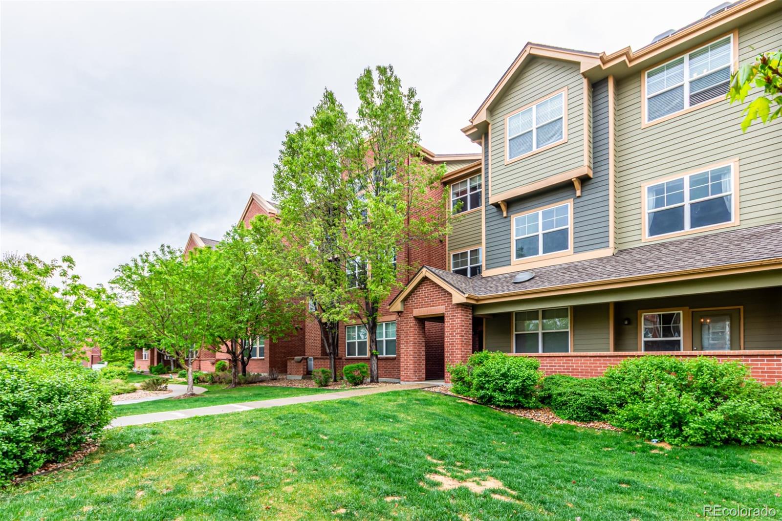 9633 E 5th Avenue Unit: 10304