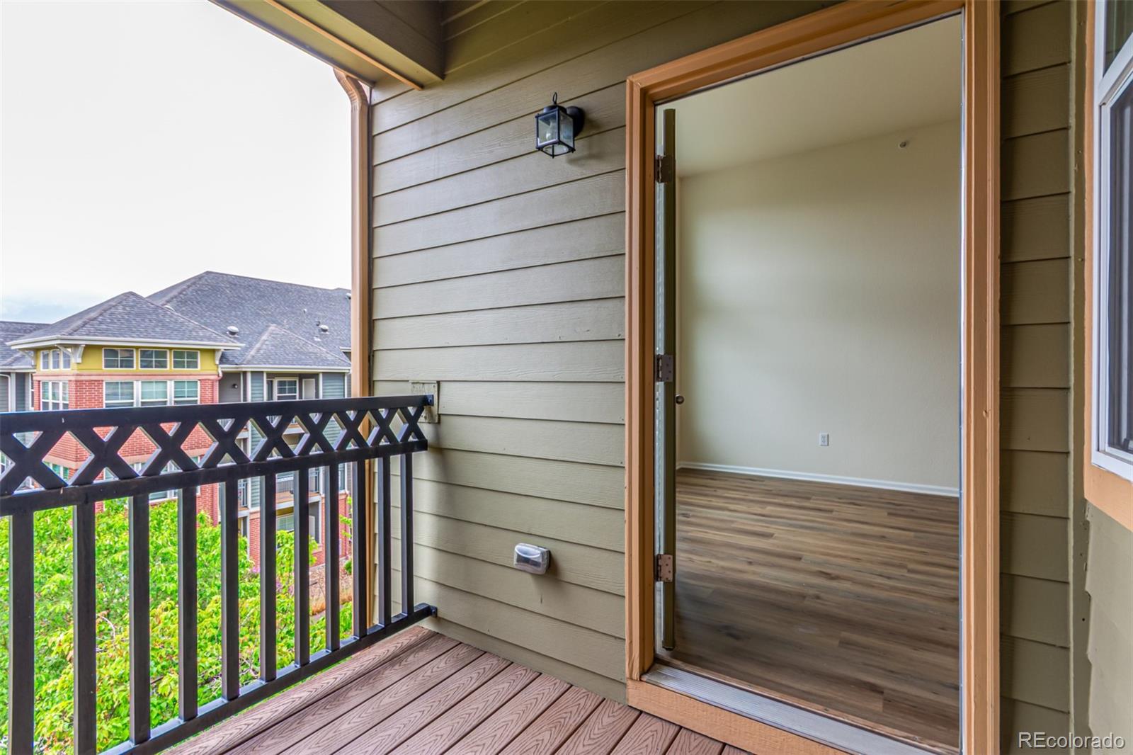 9633 E 5th Avenue Unit: 10304