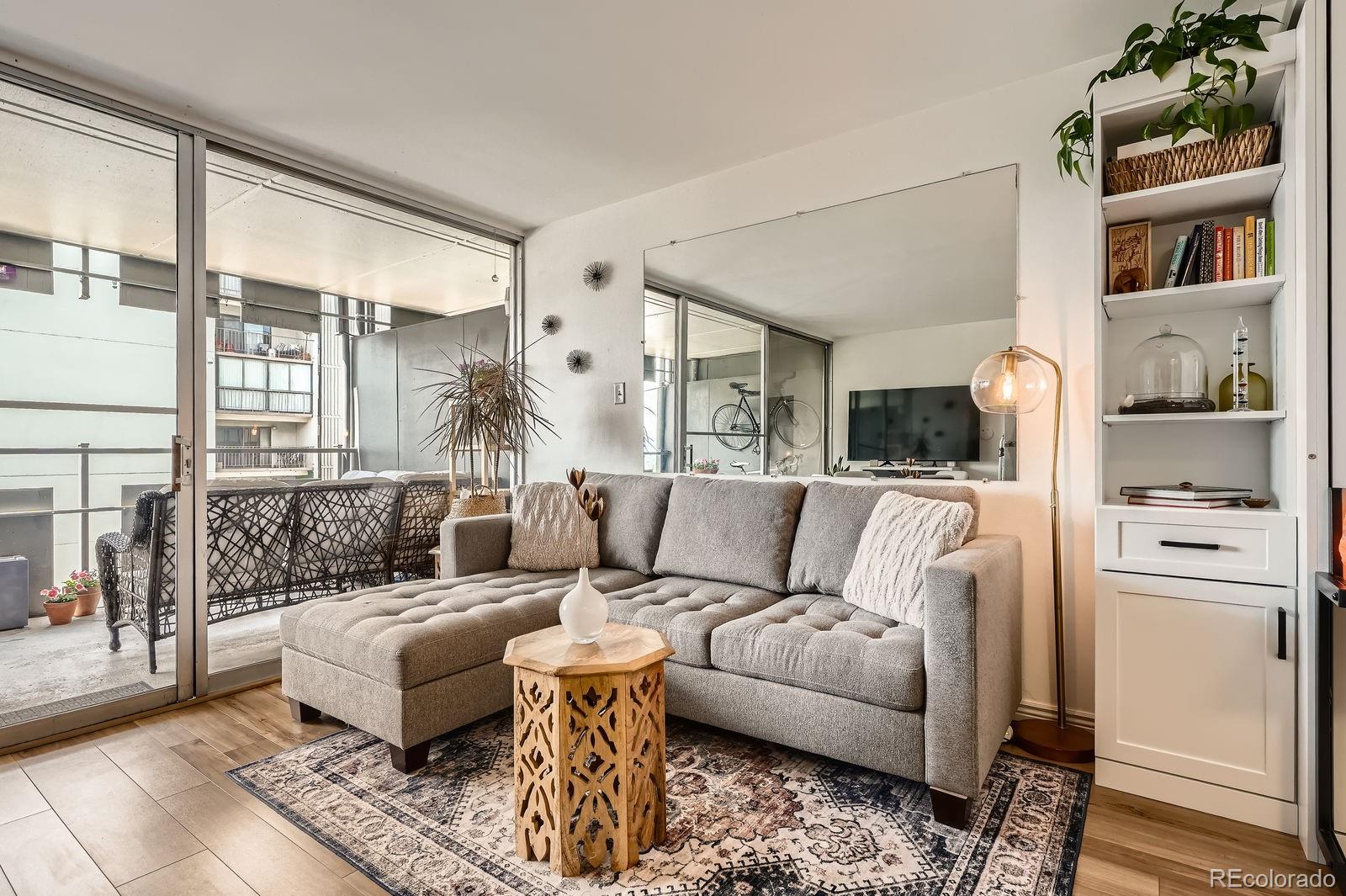 790 N Washington Street Unit: 1003