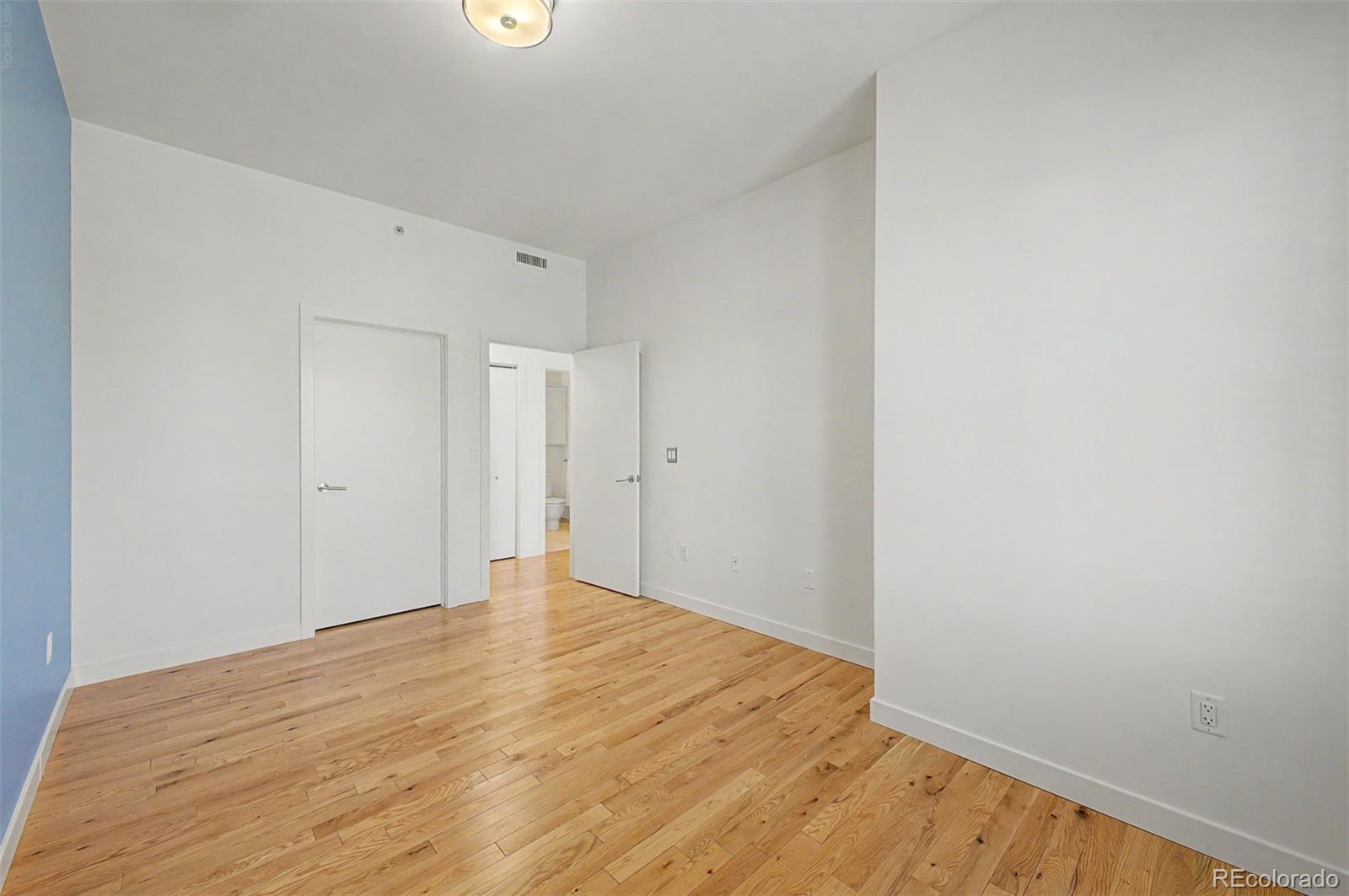 410 Acoma Street Unit: 305