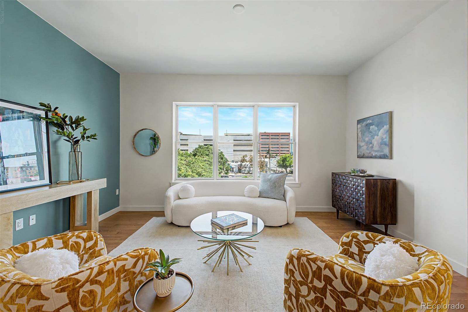 410 Acoma Street Unit: 305