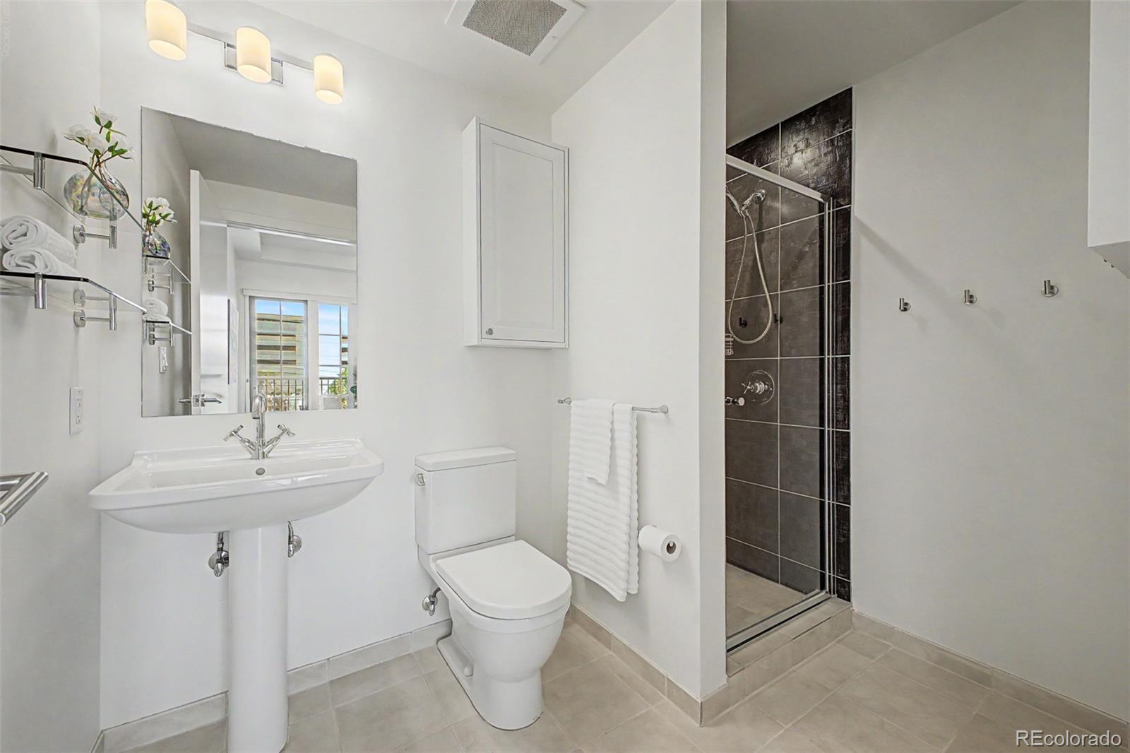 410 Acoma Street Unit: 305