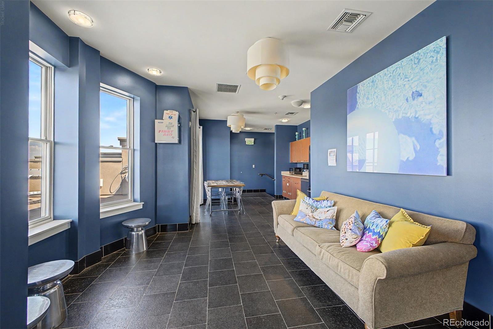 410 Acoma Street Unit: 305