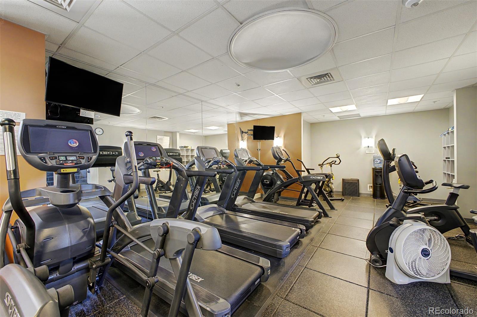 410 Acoma Street Unit: 305