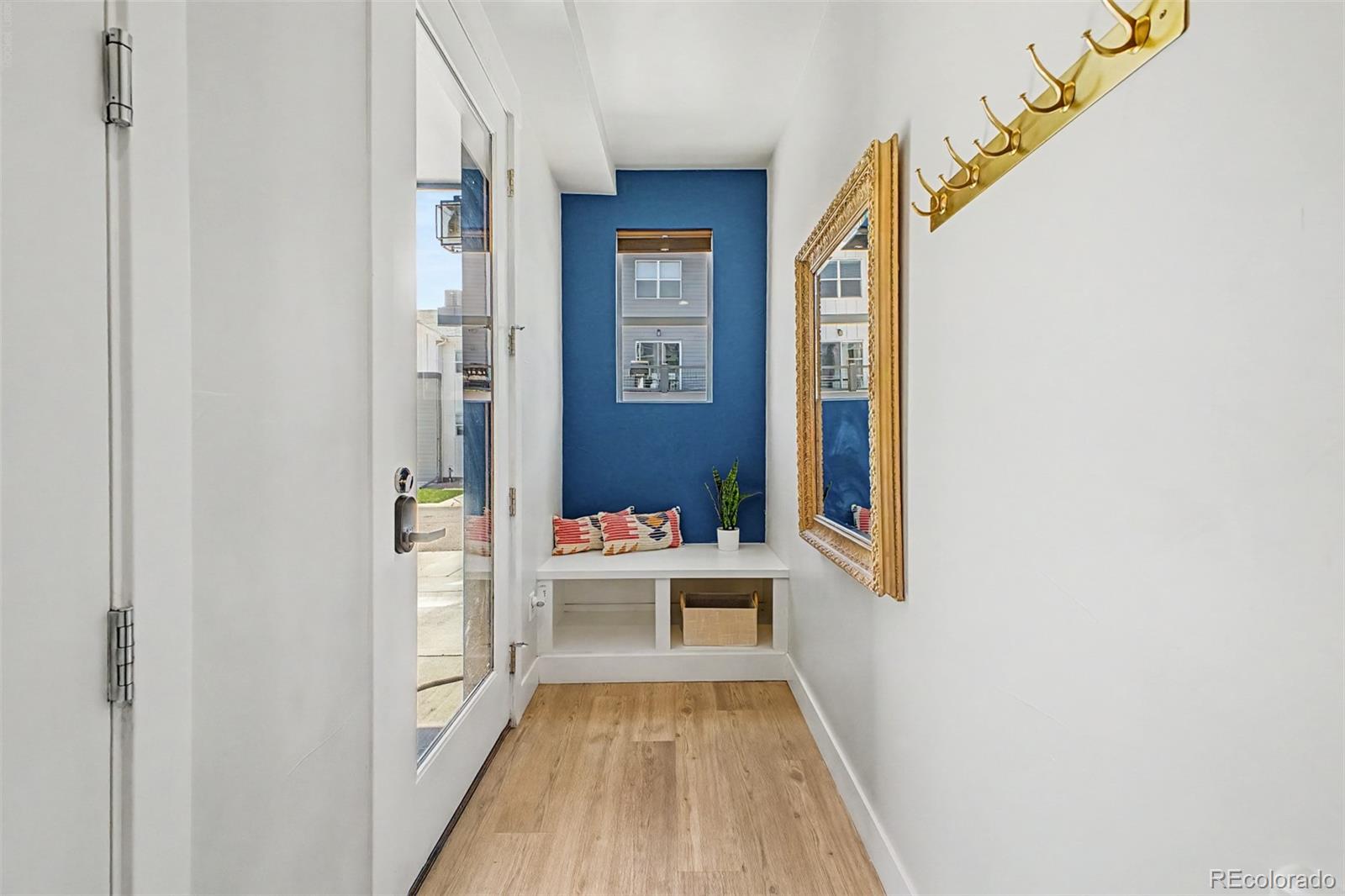 3437 W 63rd Place