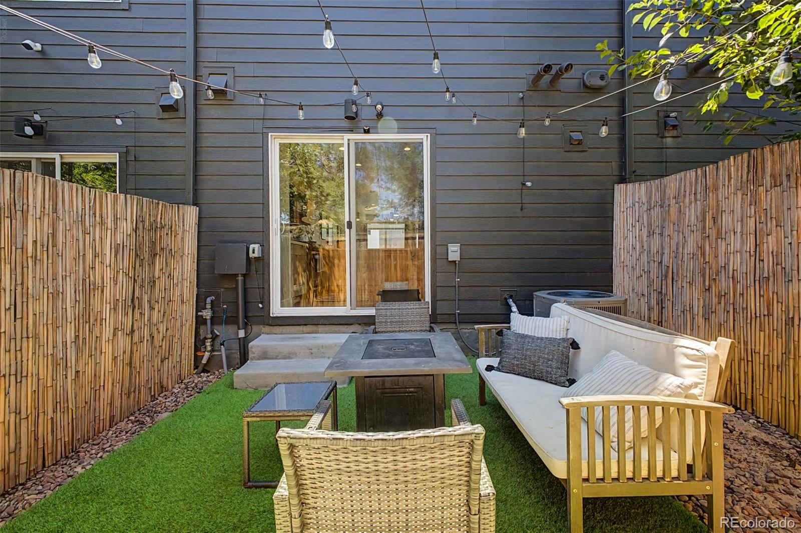 3437 W 63rd Place