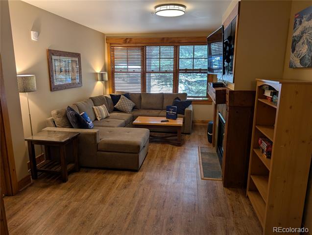 53 Hunki Dori Court Unit: 8802