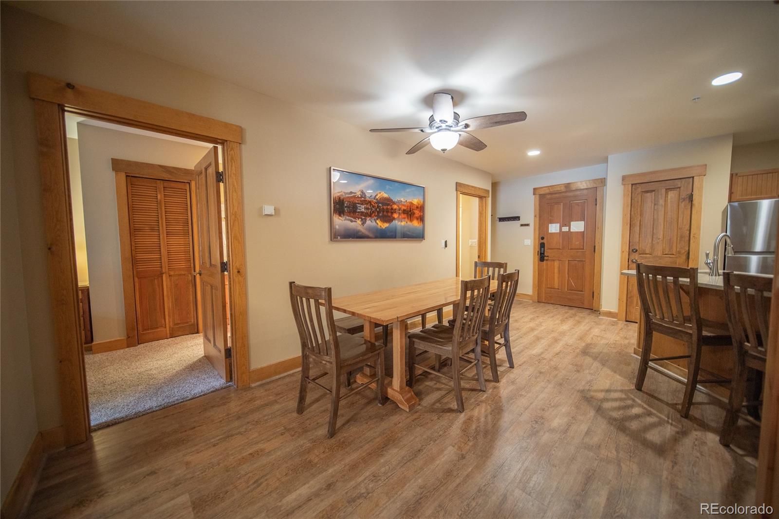 53 Hunki Dori Court Unit: 8802