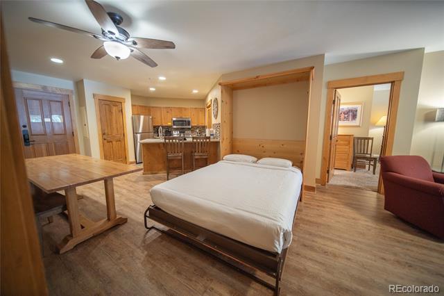 53 Hunki Dori Court Unit: 8802