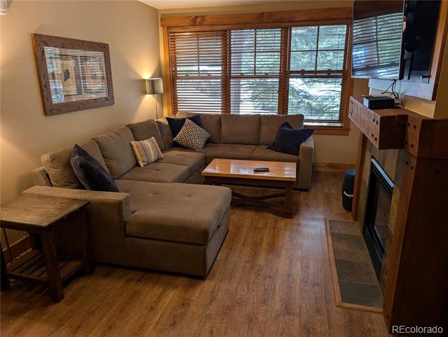 53 Hunki Dori Court Unit: 8802