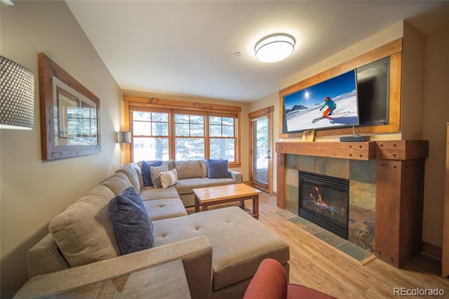 53 Hunki Dori Court Unit: 8802