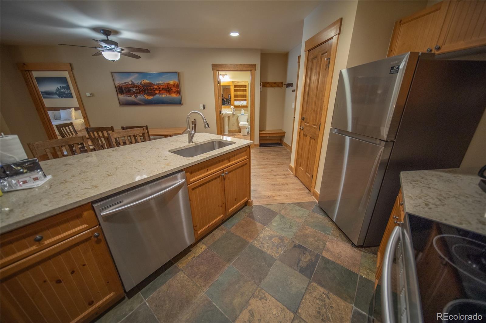 53 Hunki Dori Court Unit: 8802