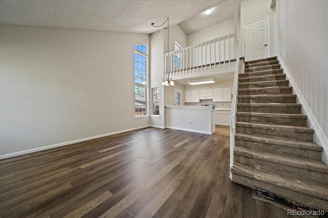 8329 W 90th Place