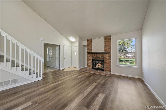 8329 W 90th Place