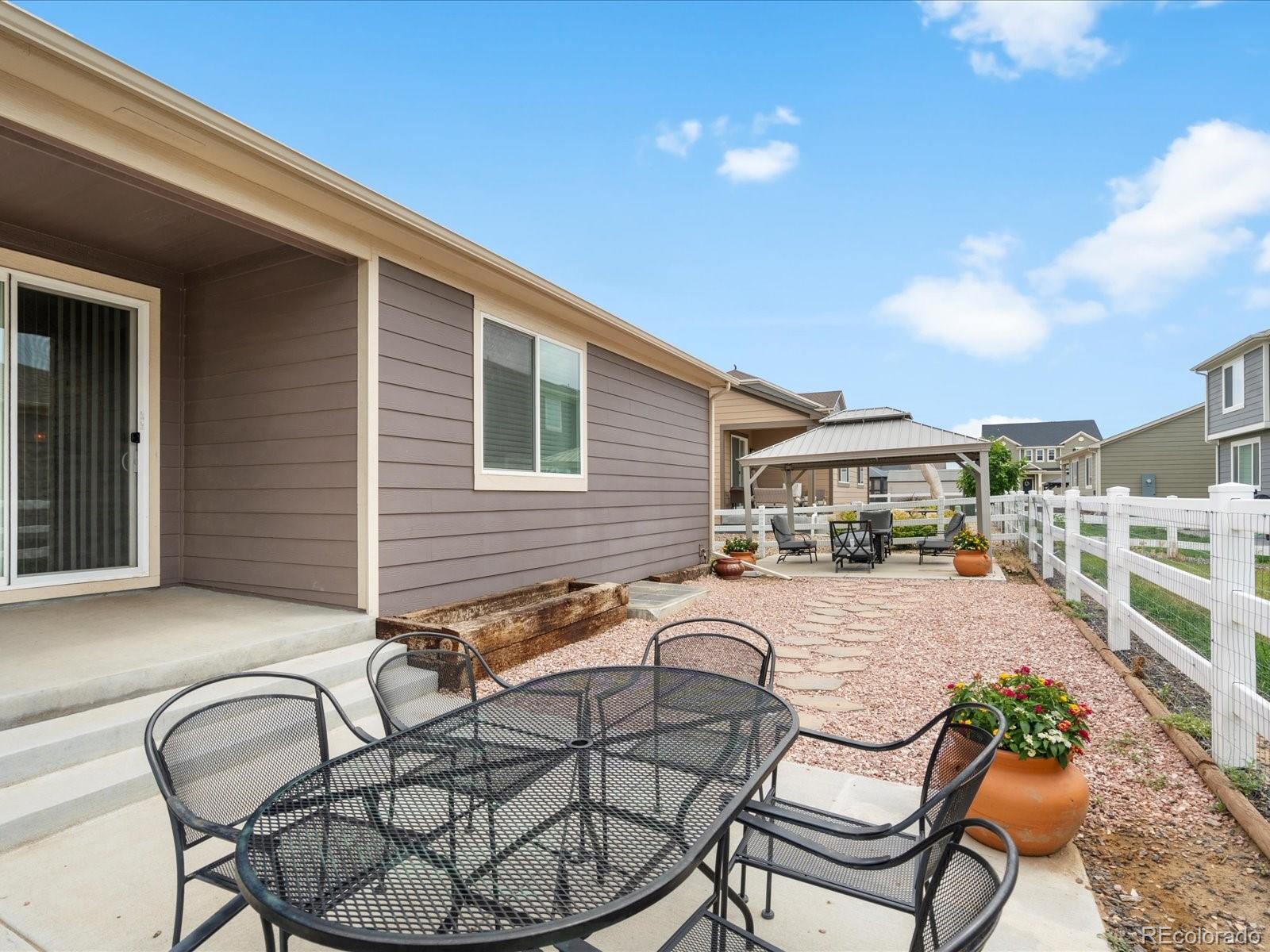 5205 Periwinkle Way