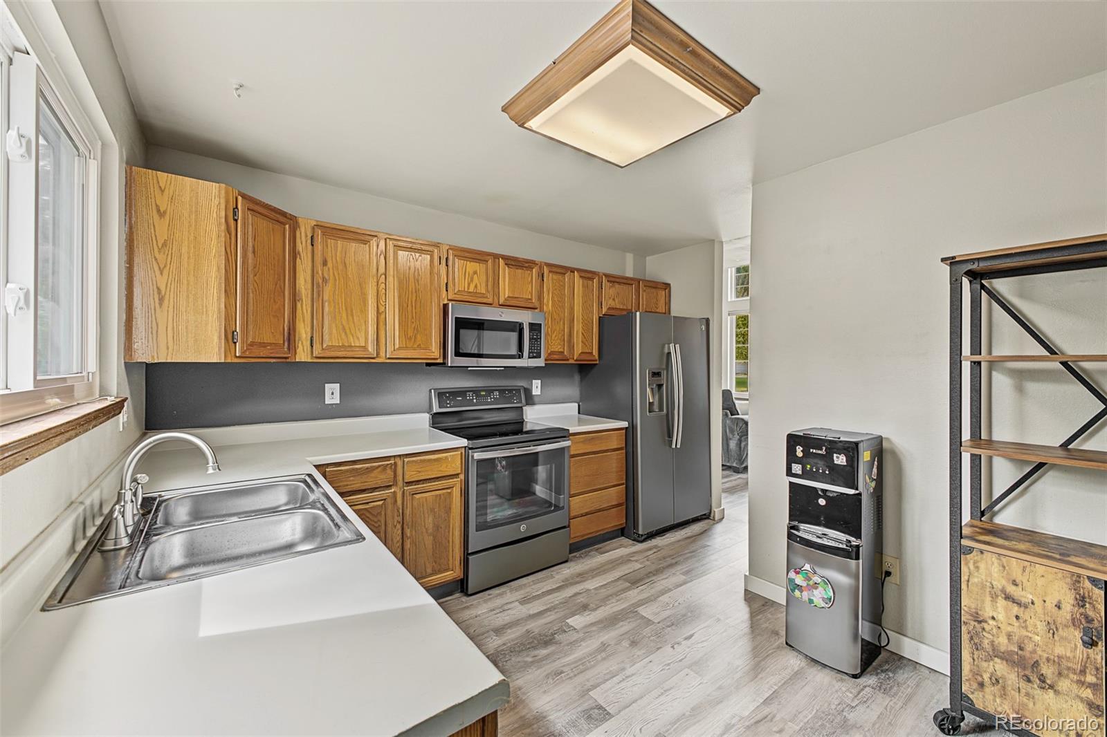 846 E 132nd Drive