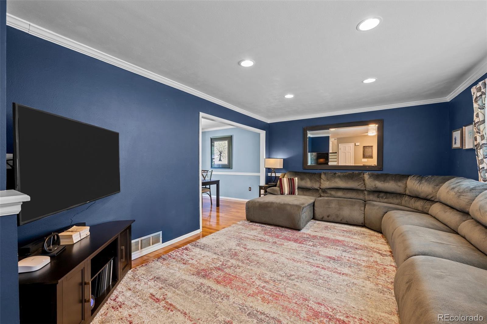 3767 E Phillips Circle