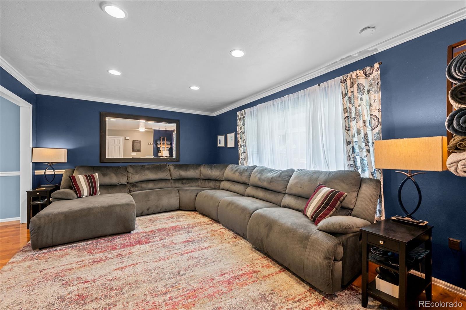 3767 E Phillips Circle