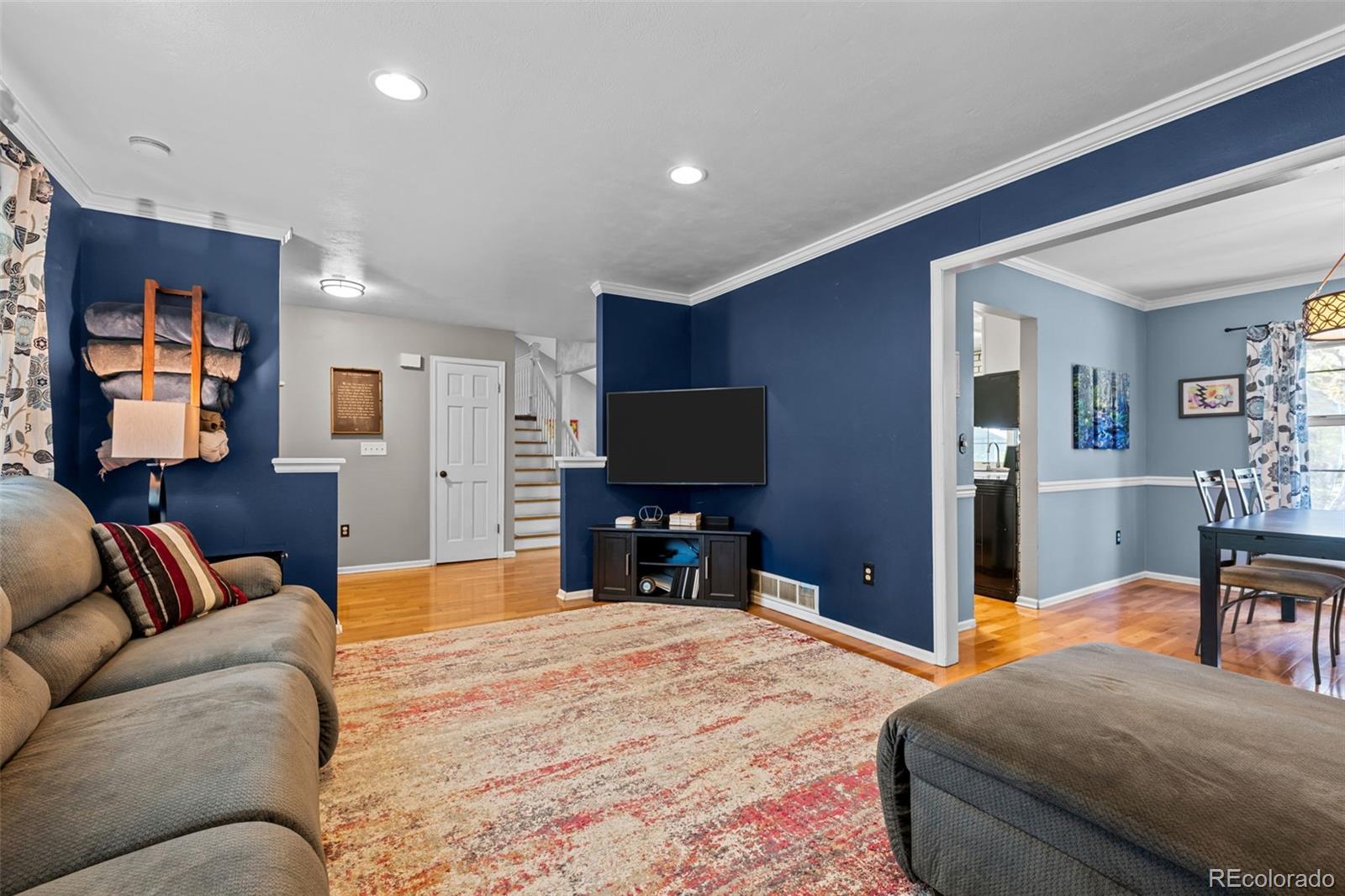 3767 E Phillips Circle