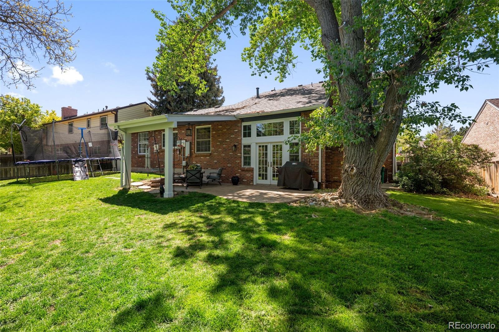 3767 E Phillips Circle