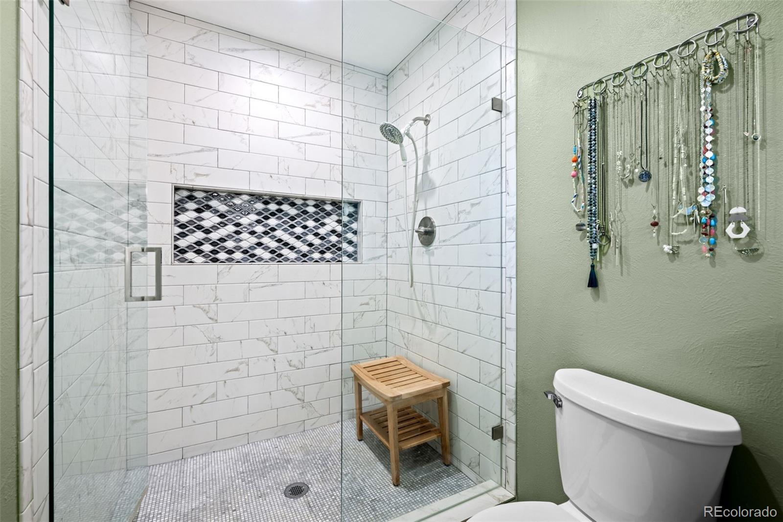 3767 E Phillips Circle