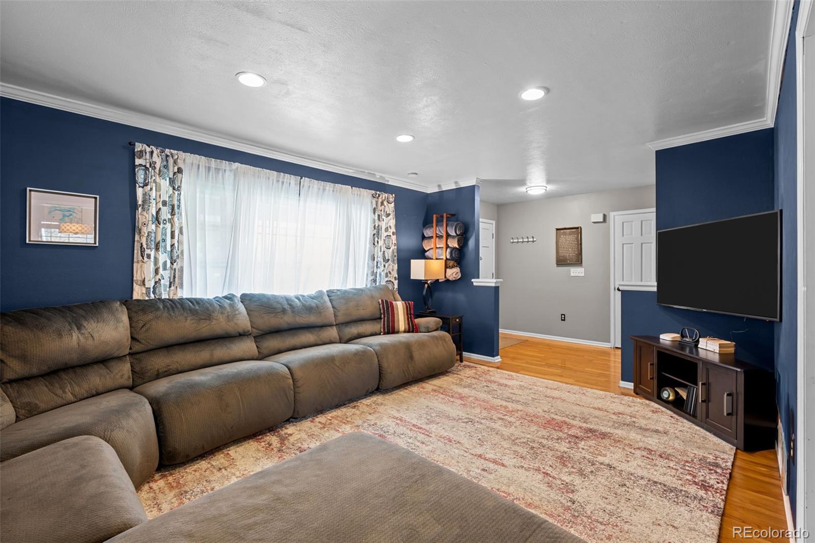 3767 E Phillips Circle